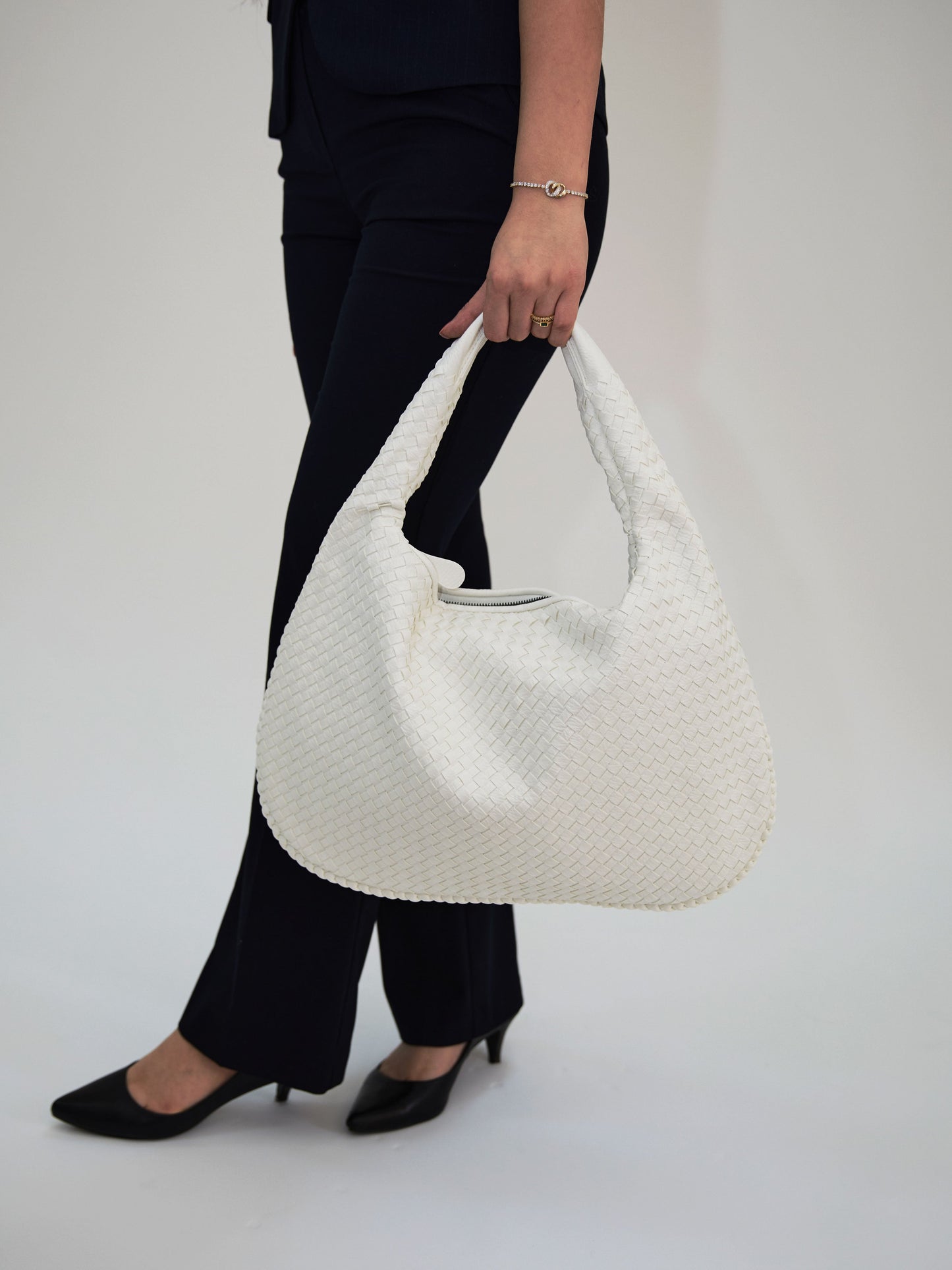 Clara 17" Bag - White