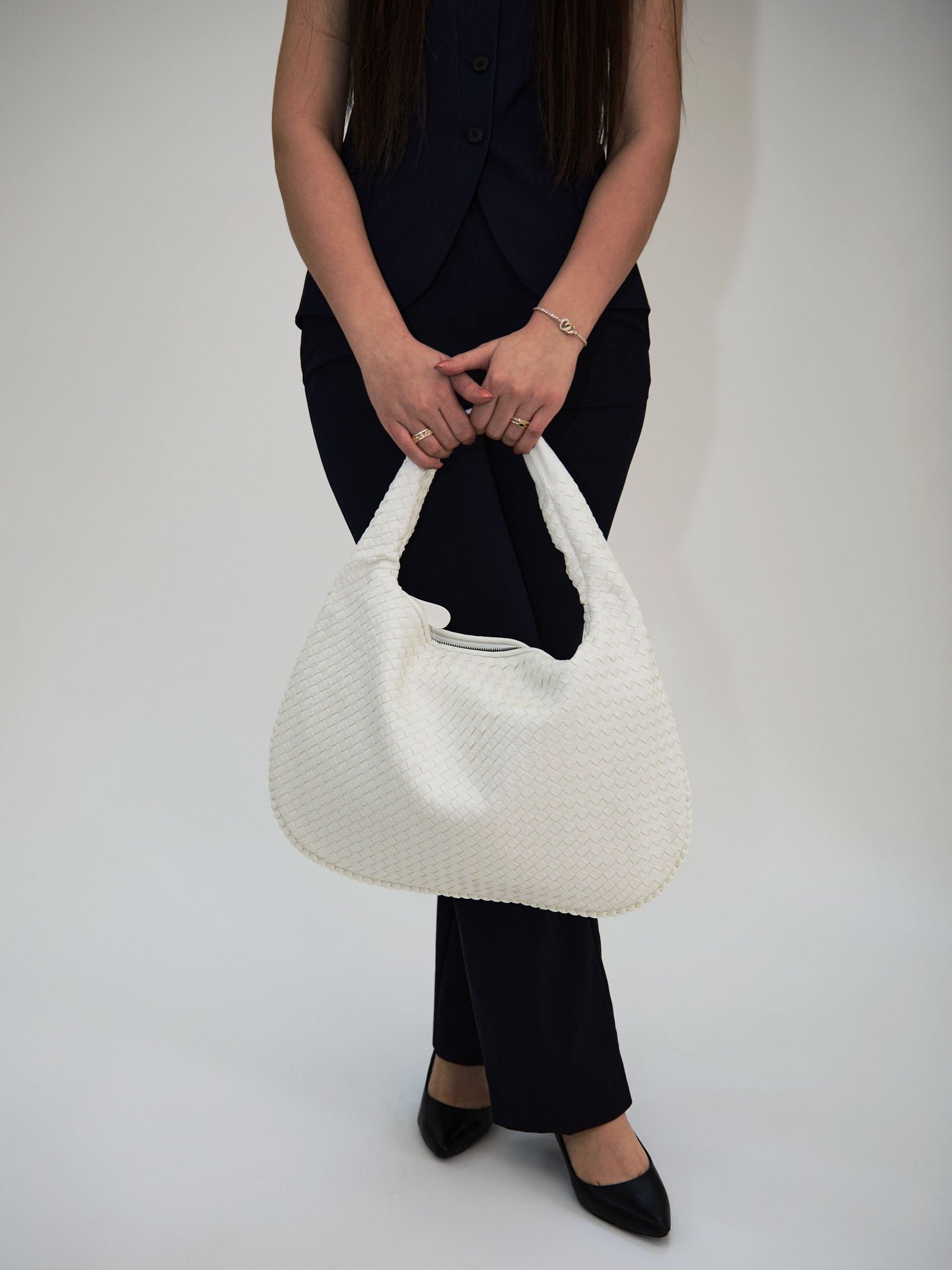 Clara 17" Bag - White